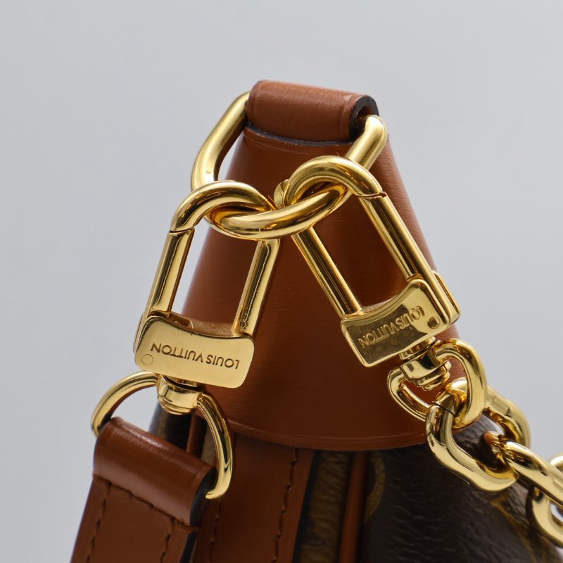 LOUIS VUITTON Loop hobo-8