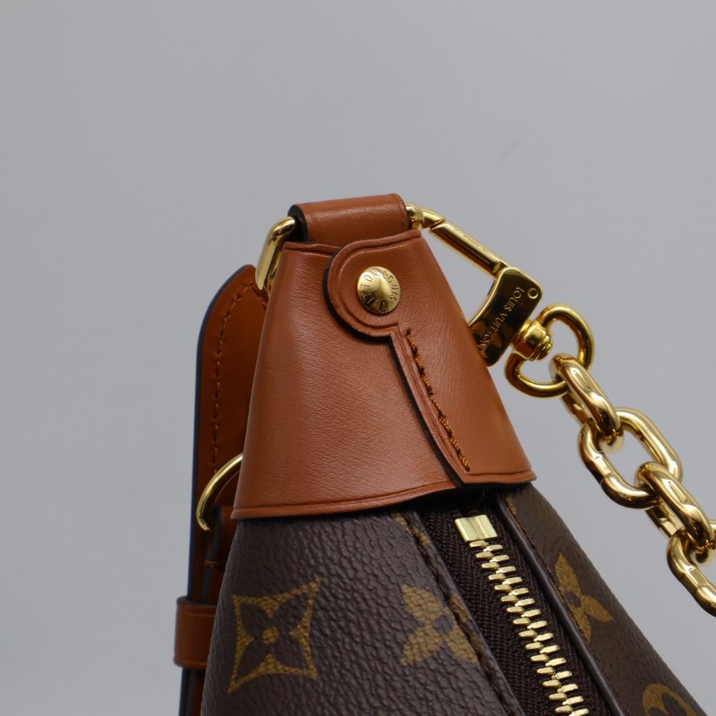 LOUIS VUITTON Loop hobo-10