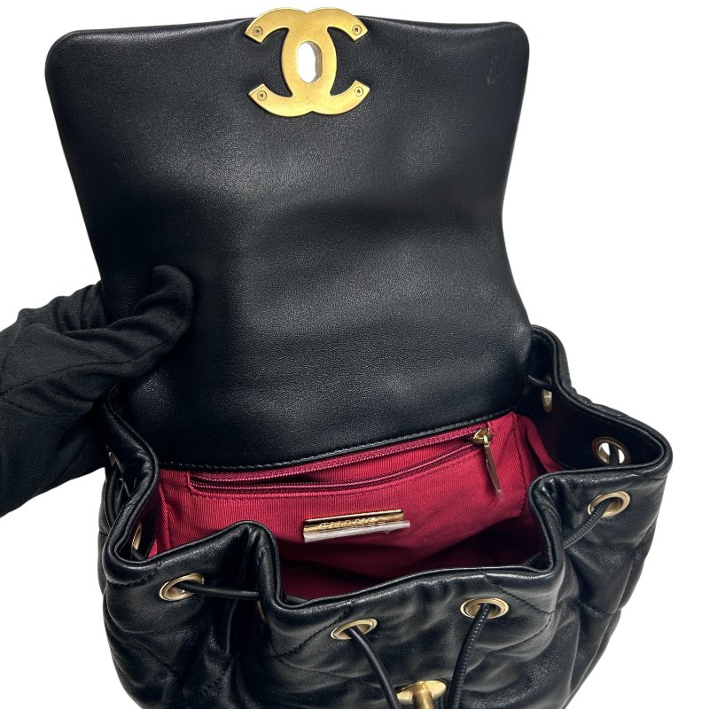 CHANEL 香奈兒 菱格紋翻蓋束口後背包 粗鏈條設計 牛皮 黑色 金扣-12