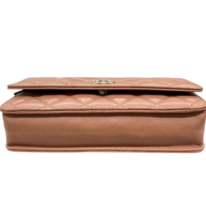 CHANEL 香奈兒 WOC 皮革 緞帶鍊條 側背包 泰奶色-6