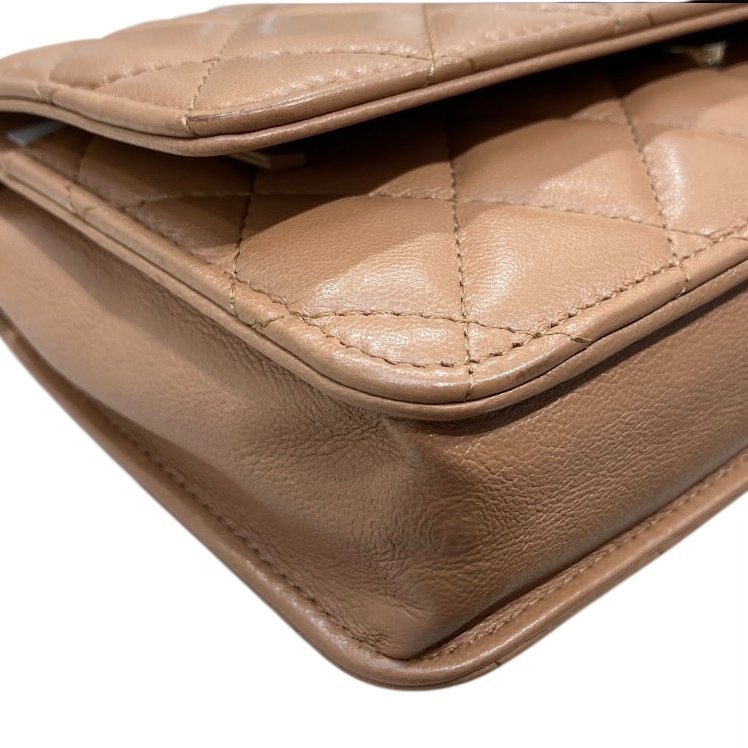 CHANEL 香奈兒 WOC 皮革 緞帶鍊條 側背包 泰奶色-8