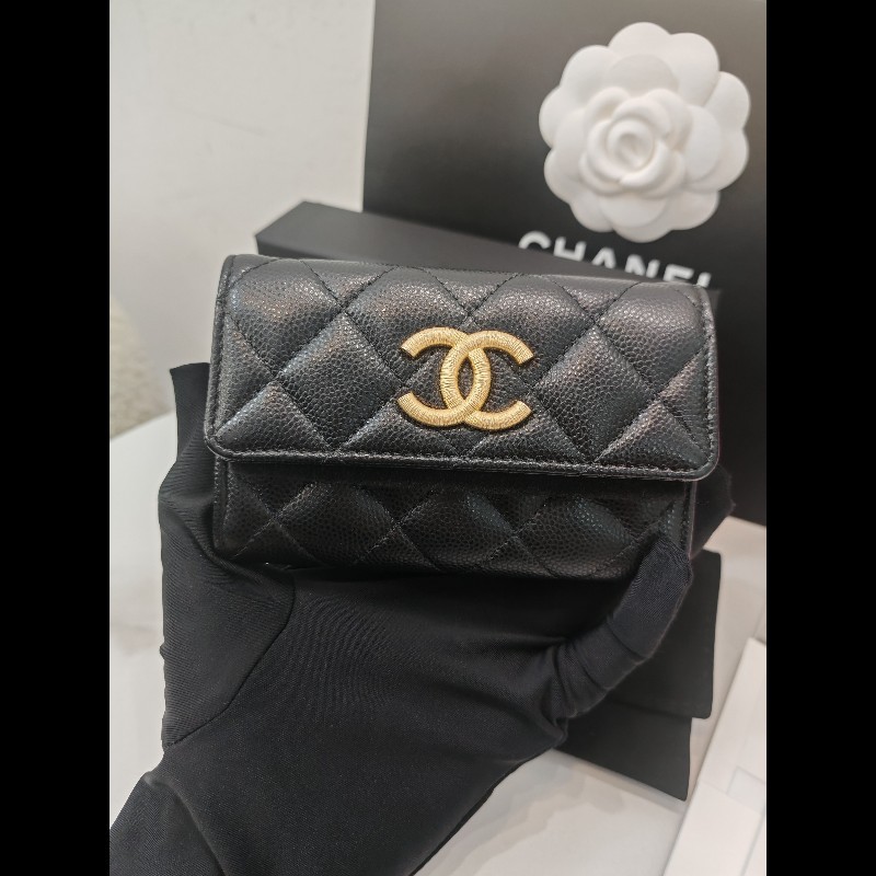 Chanel card holder-1