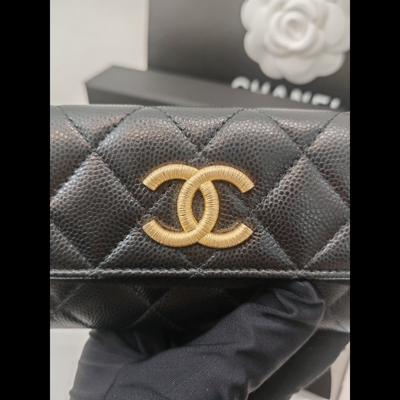 Chanel card holder-7