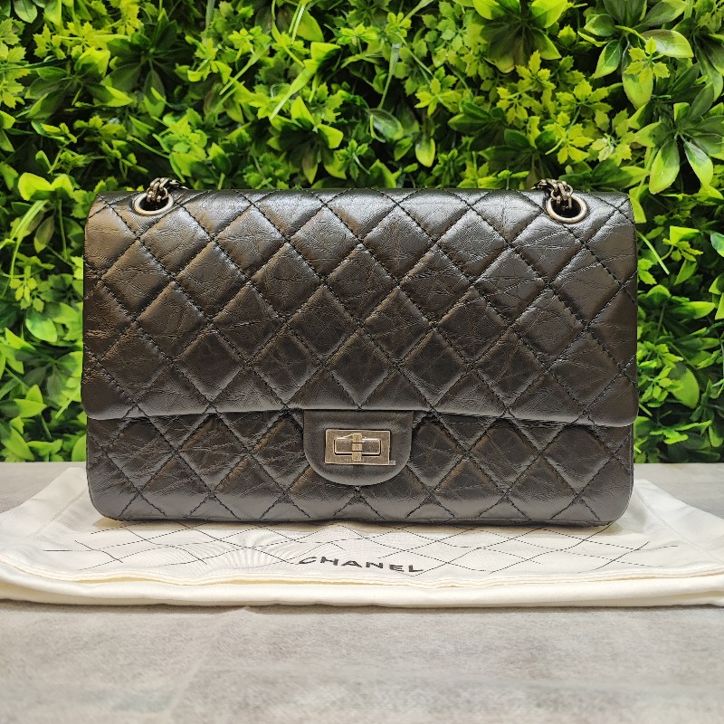 Chanel 2.55 Medium-0