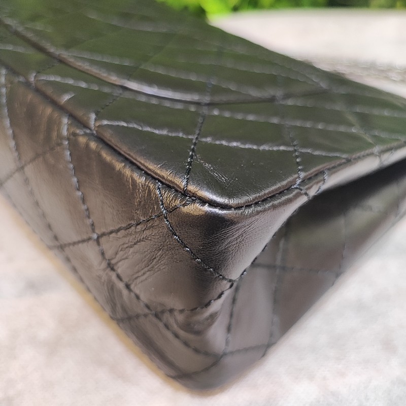 Chanel 2.55 Medium-8