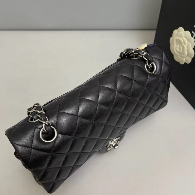 Chanel香奈兒CF中號黑銀全皮菱格包-4