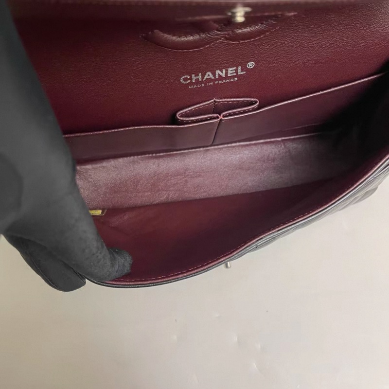 Chanel香奈兒CF中號黑銀全皮菱格包-6