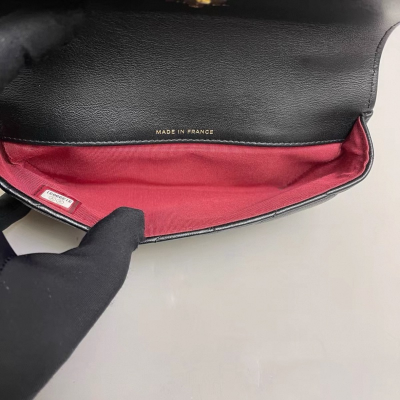 Chanel香奈兒 19BagWOC 黑金全皮眼鏡包-6