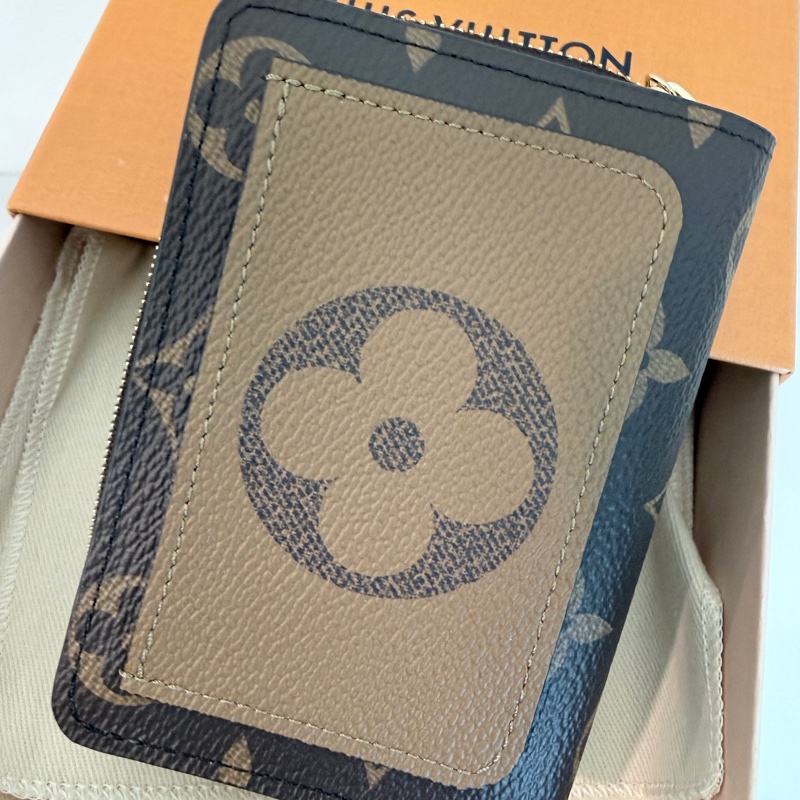 Louis Vuitton✨芯片版 M81461 Lou錢包卡包雙色帆布拉鍊錢包-1