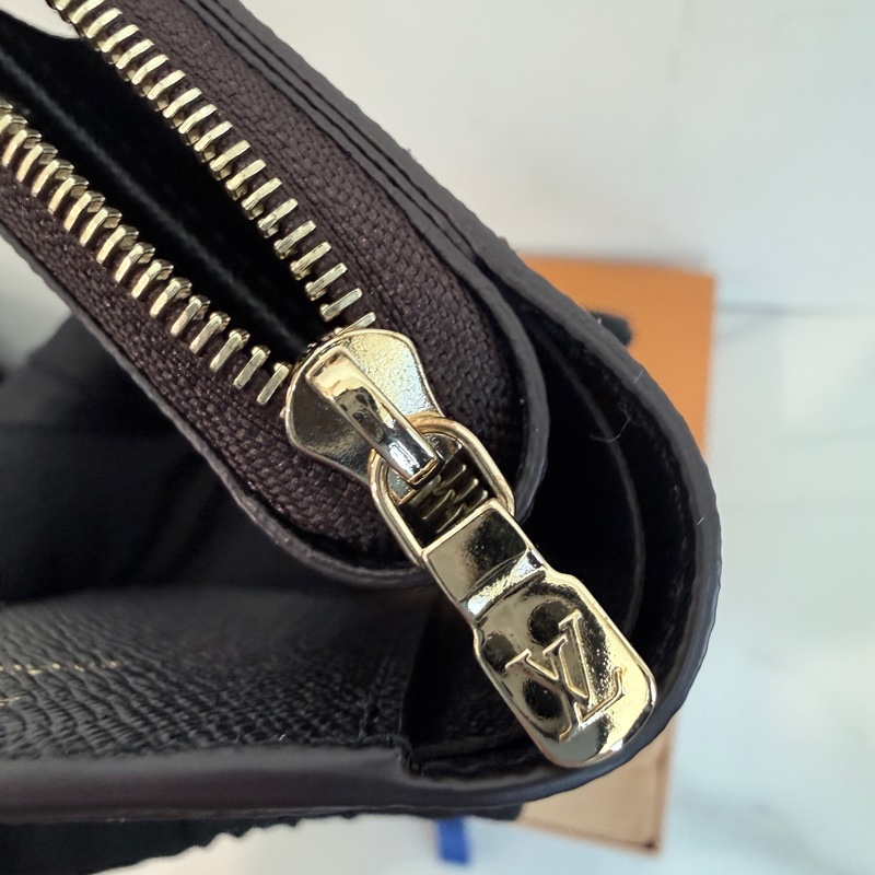 Louis Vuitton✨芯片版 M81461 Lou錢包卡包雙色帆布拉鍊錢包-11