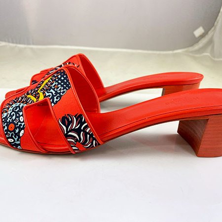 ＊奢華大道國際精品＊【H0412】HERMES橘紅色 絲巾緞面 H粗跟涼鞋 37.5號-1