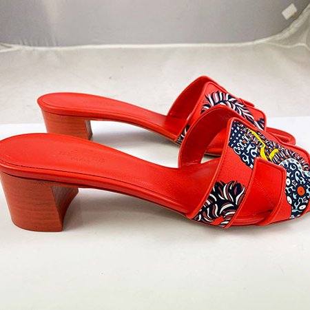 ＊奢華大道國際精品＊【H0412】HERMES橘紅色 絲巾緞面 H粗跟涼鞋 37.5號-2