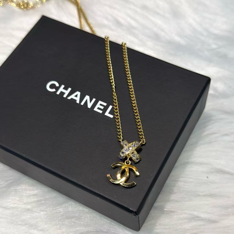 Chanel帶鑽 logo項鍊 情人節最後衝刺❤️‍🔥‼️-1