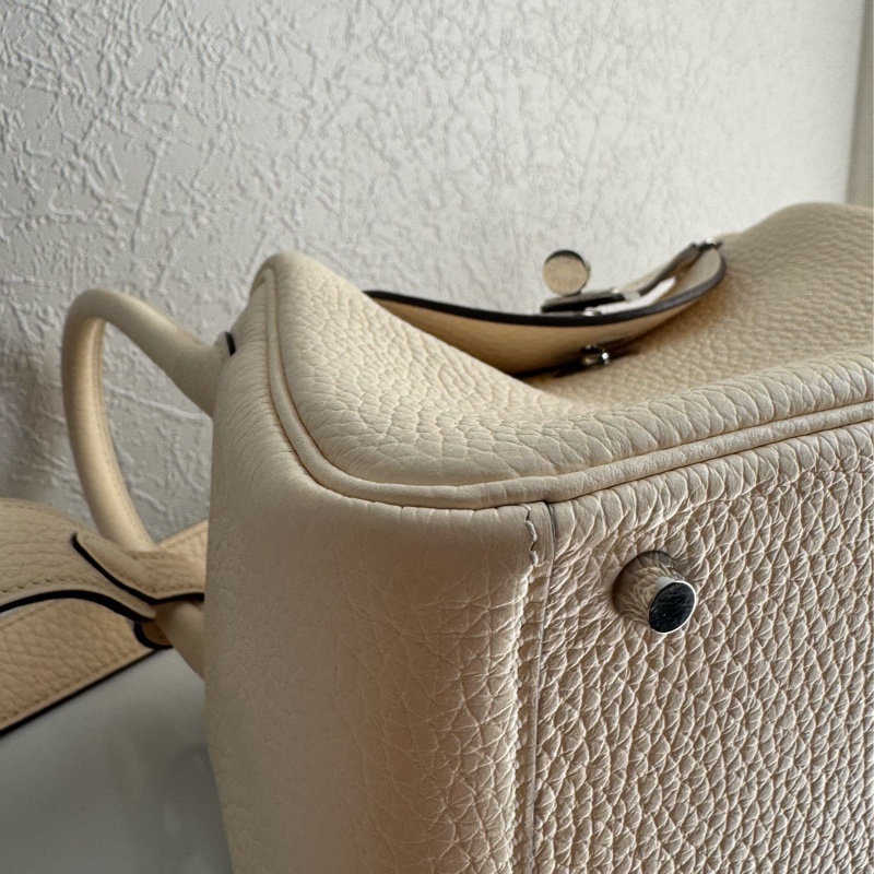 Hermes奶昔白銀釦mini lindy 超仙氣❤️🔥-5