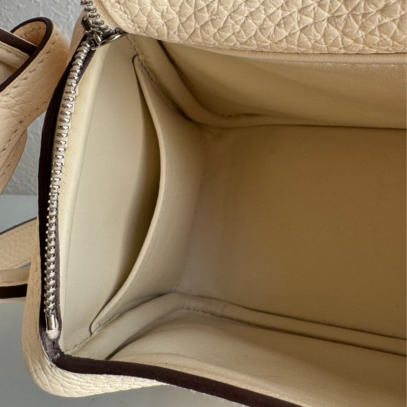 Hermes奶昔白銀釦mini lindy 超仙氣❤️🔥-22