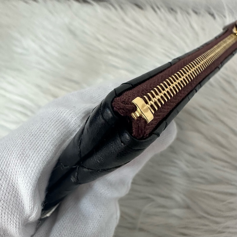 Chanel 黑皮復古金釦2.55一字零錢包-12