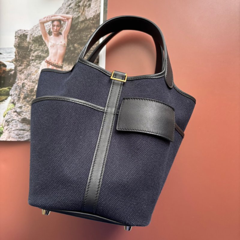 U刻 ::HERMES:: PICOTIN 18深藍色帆布 拼接皮革 金釦手提包 菜籃子-0