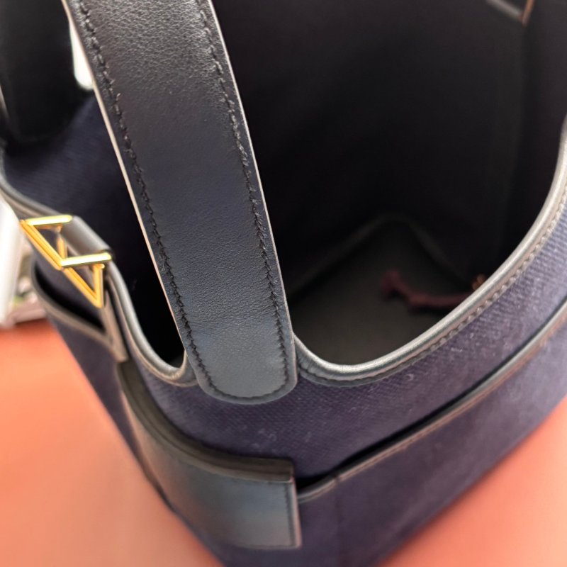 U刻 ::HERMES:: PICOTIN 18深藍色帆布 拼接皮革 金釦手提包 菜籃子-17