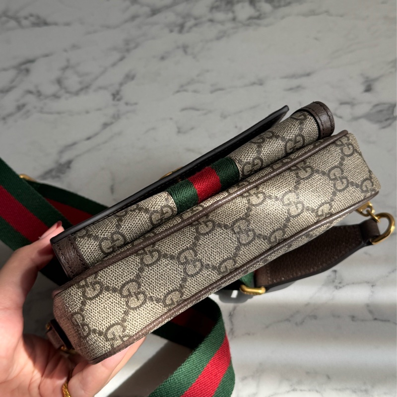 Gucci咖pvc前口袋相機包 超讚❤️中性款-6