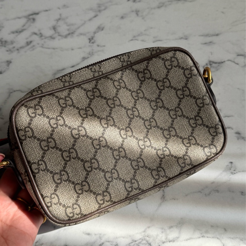 Gucci咖pvc前口袋相機包 超讚❤️中性款-7