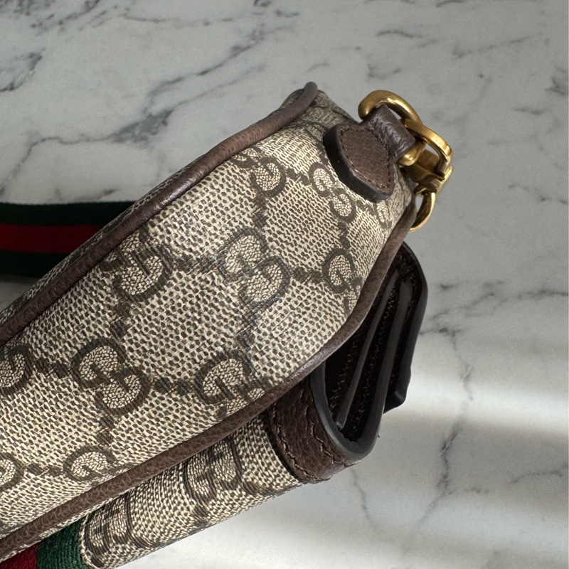 Gucci咖pvc前口袋相機包 超讚❤️中性款-8