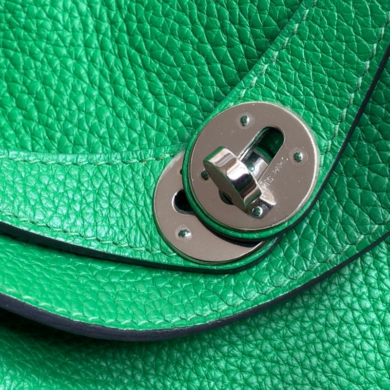 🅁刻 ::HERMES::竹子綠皮革銀釦LINDY 26手提肩背包-11