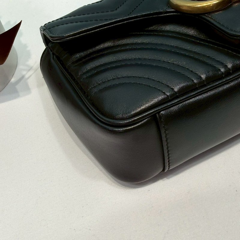 GUCCI GG Marmont小型絎縫肩揹包-9