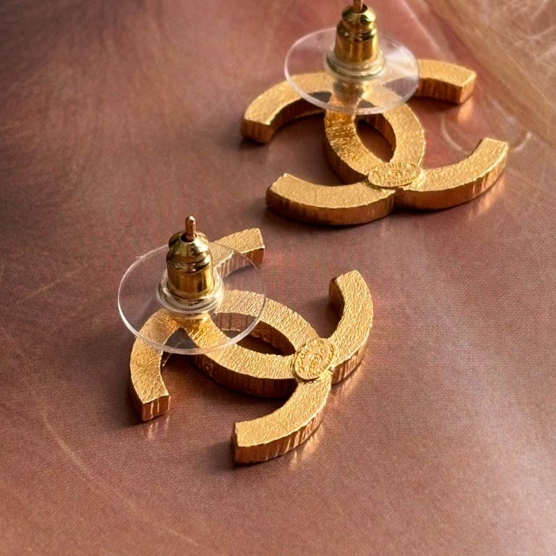 24C ::CHANEL:: ABC254黑/熔岩金雙C耳環 全雙C拼色耳環/耳針 熔岩金拼黑-7