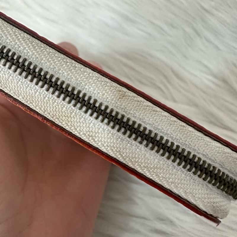 LV m93741 白彩金釦拉鍊零錢包-26