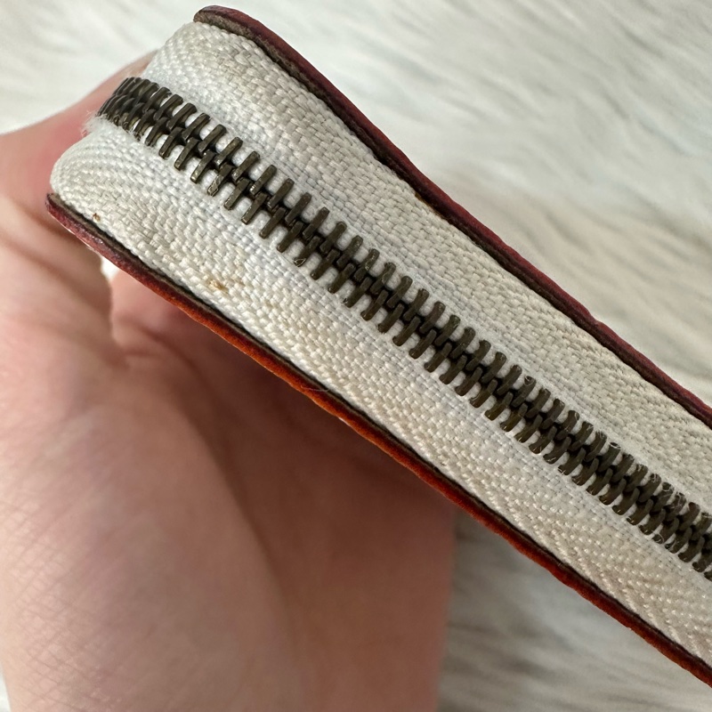 LV m93741 白彩金釦拉鍊零錢包-27