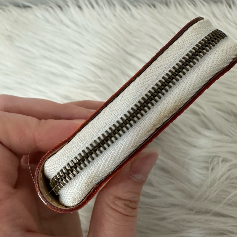 LV m93741 白彩金釦拉鍊零錢包-28