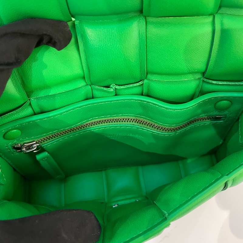 Bottega Veneta+BV+鹦鹉绿编织包+银色三角五金+小号-10