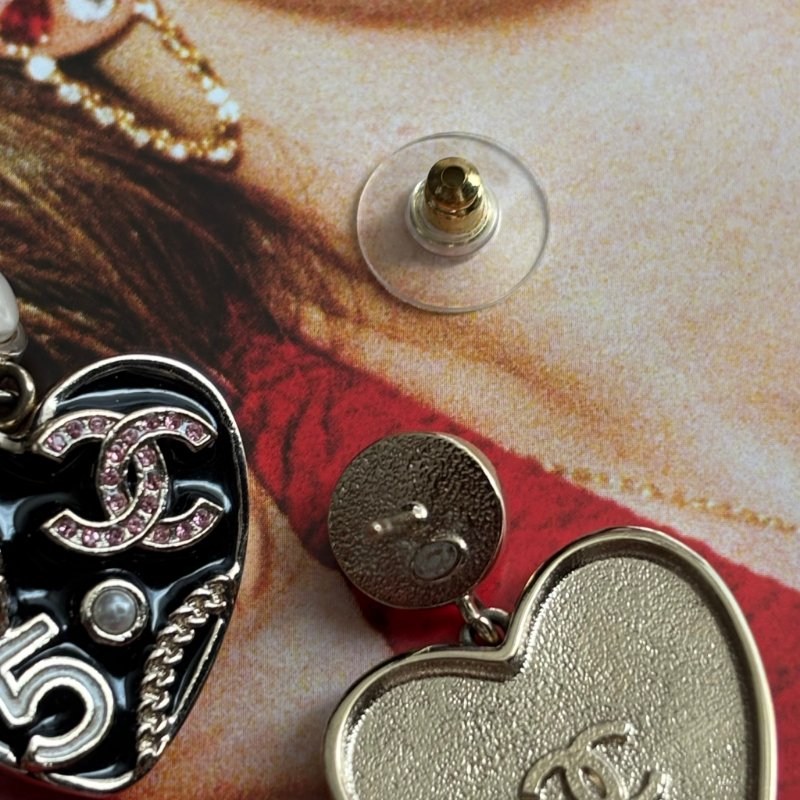 ::CHANEL:: ABD341黑色愛心吊飾耳環 粉鑽雙C 珍珠花朵飾-8