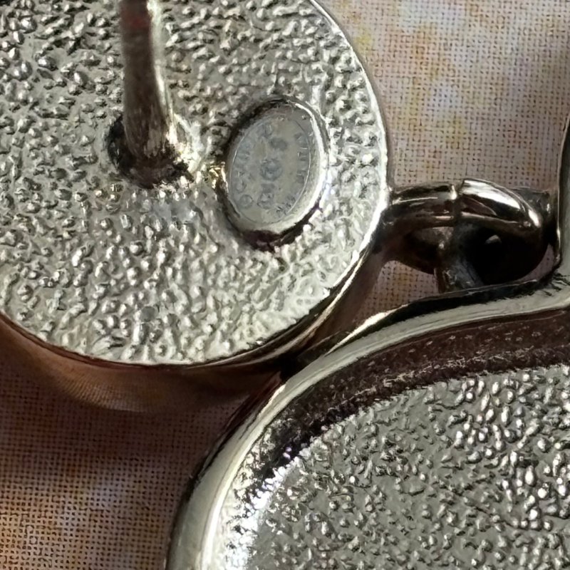 ::CHANEL:: ABD341黑色愛心吊飾耳環 粉鑽雙C 珍珠花朵飾-9