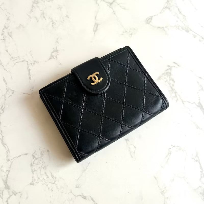 【LA LUNE】Chanel 黑色小羊皮革口金包 中夾 銀包 短夾 皮革包 中古包 二手-0