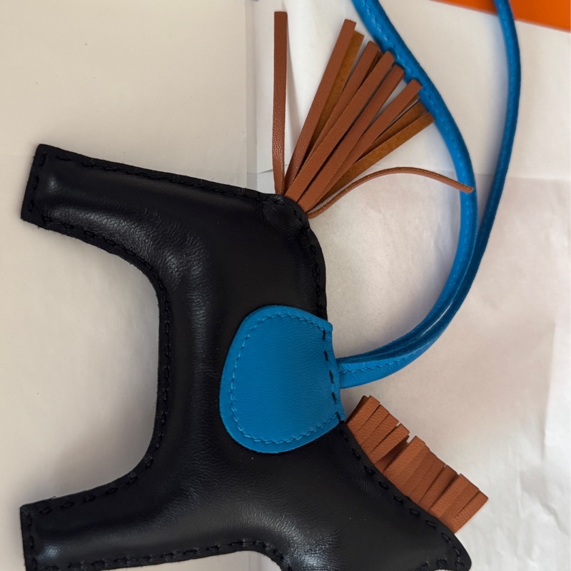 Hermes 大黑馬吊飾-6