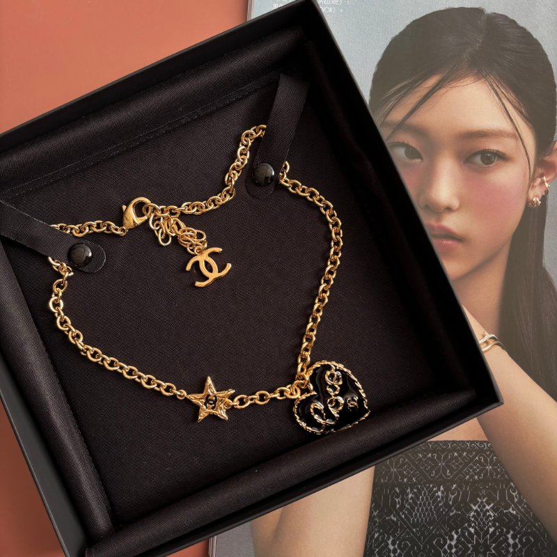::CHANEL:: ABC950 金星星黑愛心 草寫COCO字母 項鍊 長短鍊-2