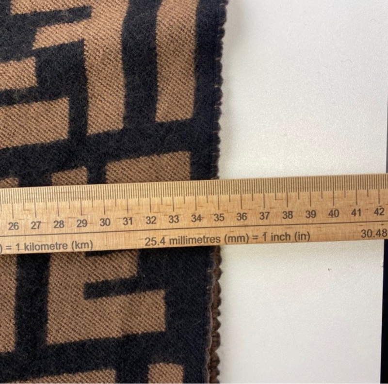 FENDI圍巾 174*35-6