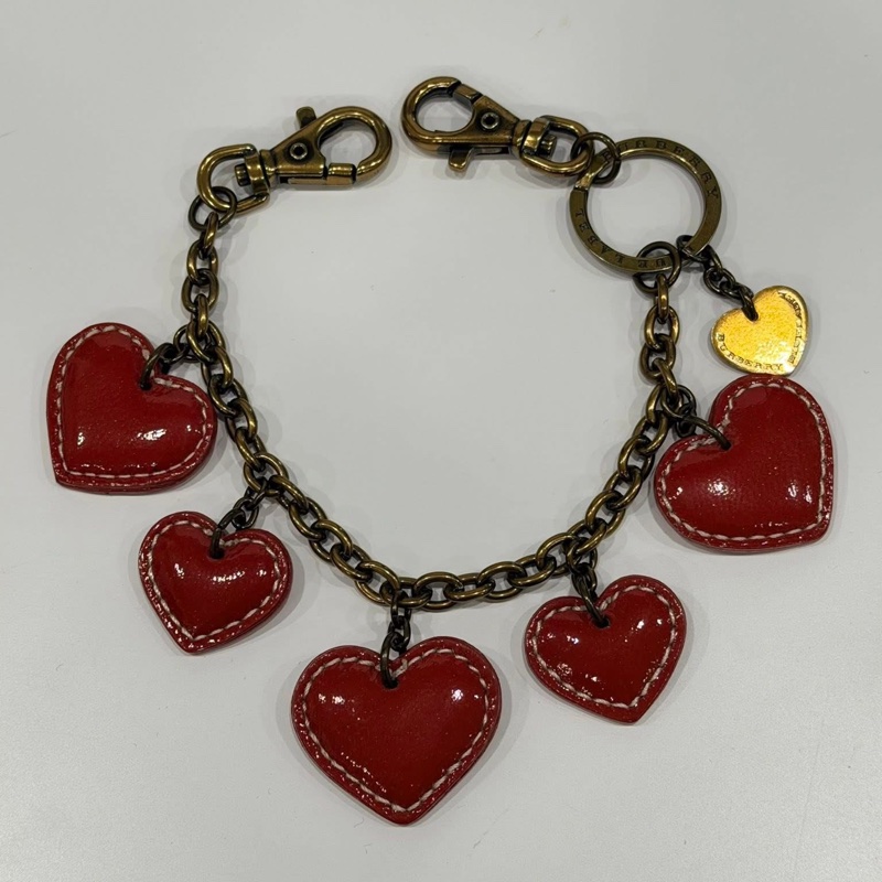 BURBERRY 藍標 紅色愛心包包掛飾鏈-1