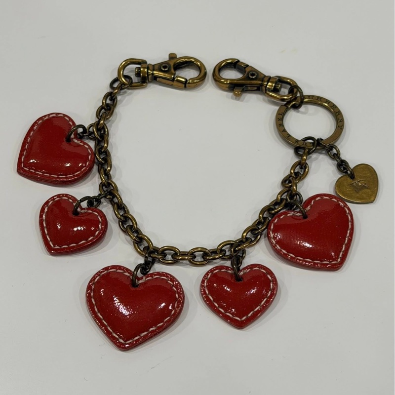 BURBERRY 藍標 紅色愛心包包掛飾鏈-6