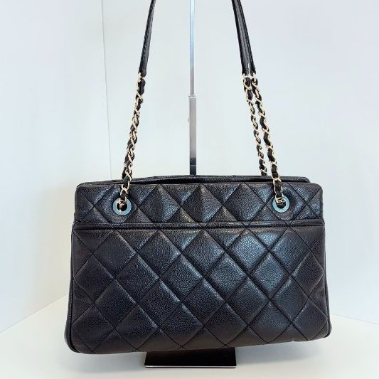近新品 香奈兒/Chanel 黑金荔枝牛皮 雙C浮雕大logo Tote 小號 鏈條肩背包-1