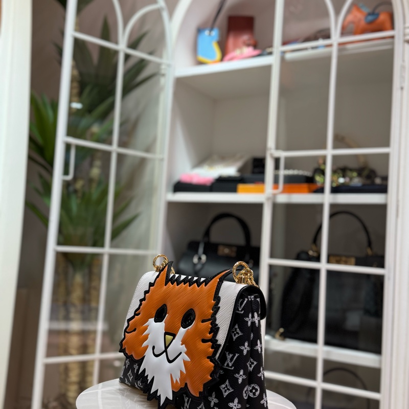 Louis Vuitton 限量版 Catgram 貓咪圖案袋-1