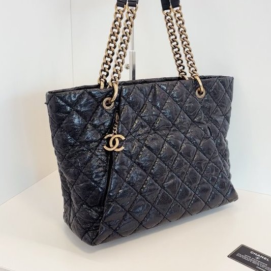 香奈兒/Chanel 黑金荔枝油蠟牛皮 外縫線單肩Tote 經典雙C吊墜 鏈條肩背包-2