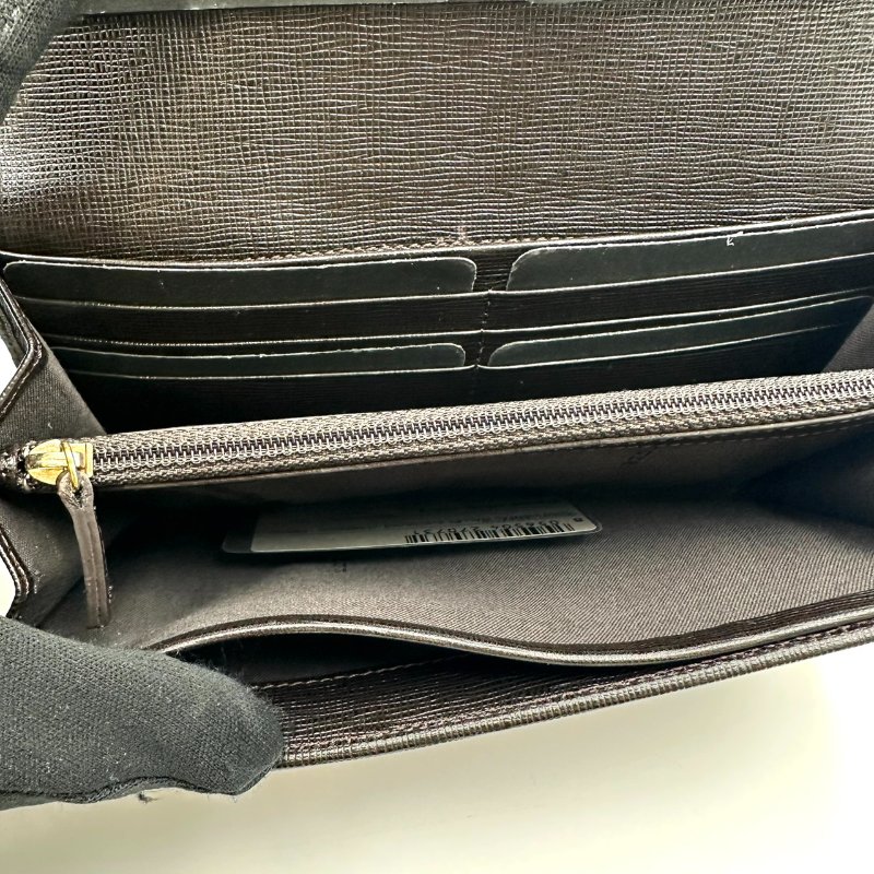 【美收精品】FENDI 棕色皮夾 C-200【隔月月中將轉賣至日本 上架期限30天】-7