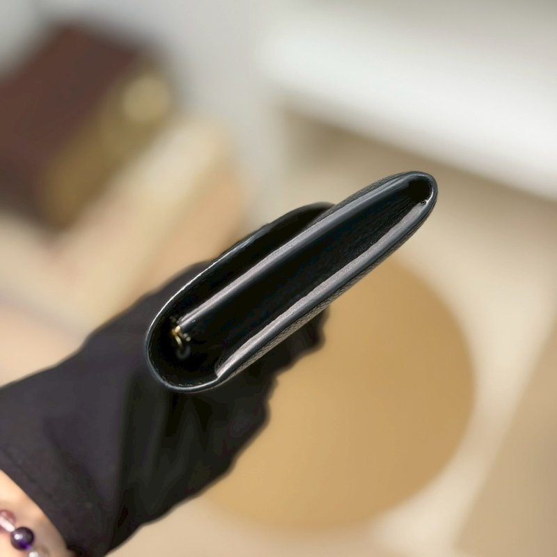 （激新✨還有皮香！）🏷LV 路易威登．Emilie 壓紋長夾 M83138 芯片款-2