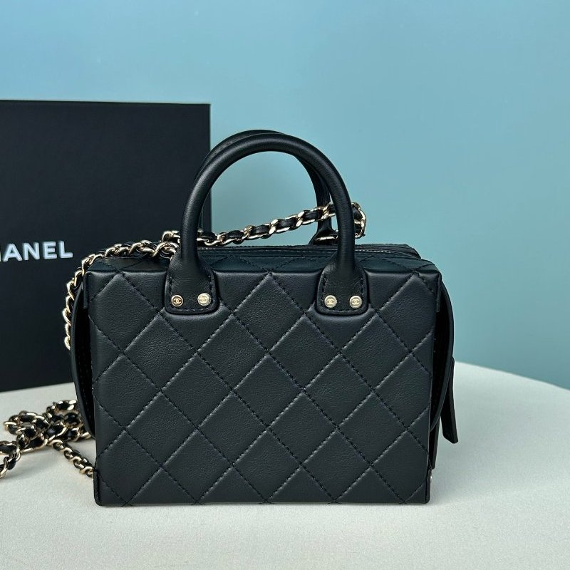 近新品 香奈兒/Chanel 黑金小號菱格紋鏈條相機包 手提斜背包 芯片款-1