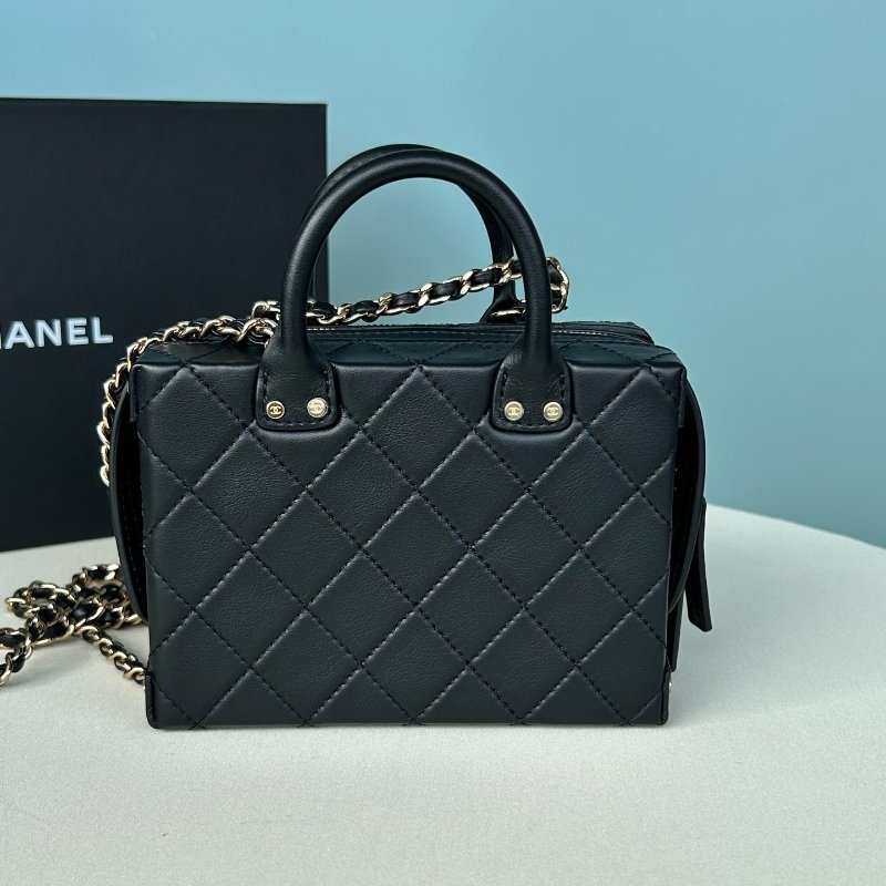 近新品 香奈兒/Chanel 黑金小號菱格紋鏈條相機包 手提斜背包 芯片款-7