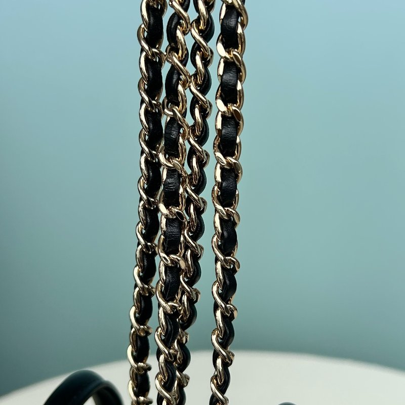 近新品 香奈兒/Chanel 黑金小號菱格紋鏈條相機包 手提斜背包 芯片款-14