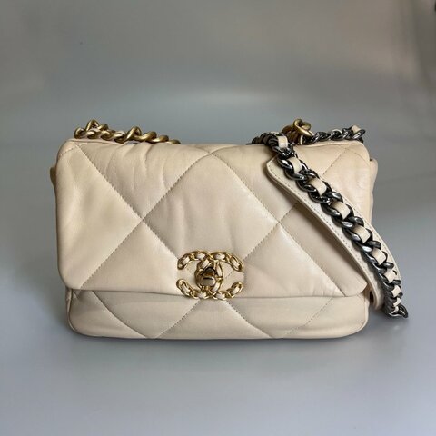 CHANEL 19小號肩背包 羊皮膚色 AS1162/28開