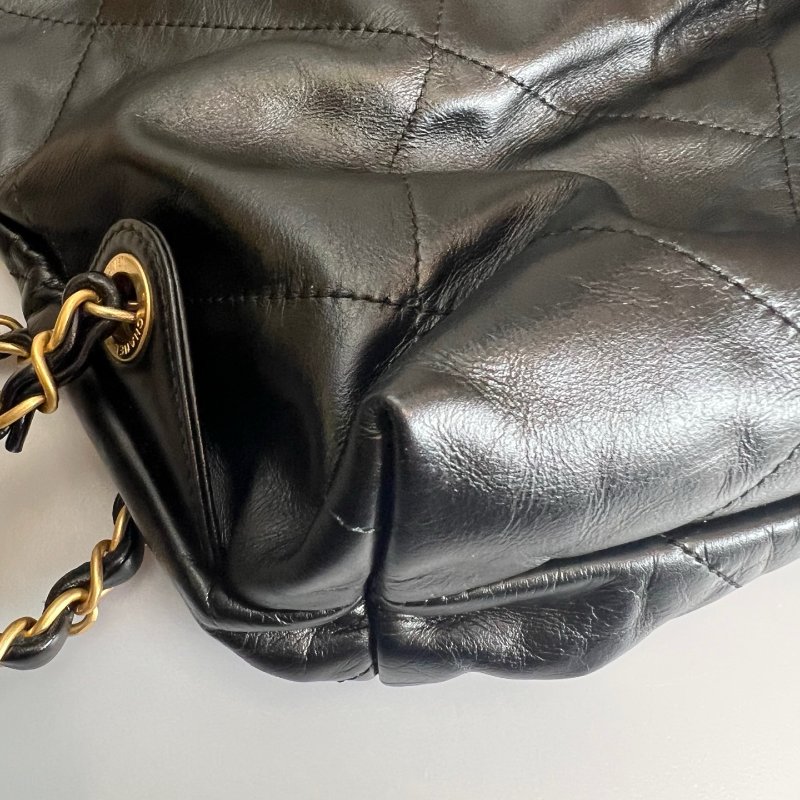 CHANEL 22包小號後背包 黑金 晶片款-6